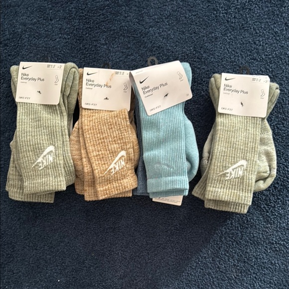 Nike Casual Socks - Picture 1 of 3